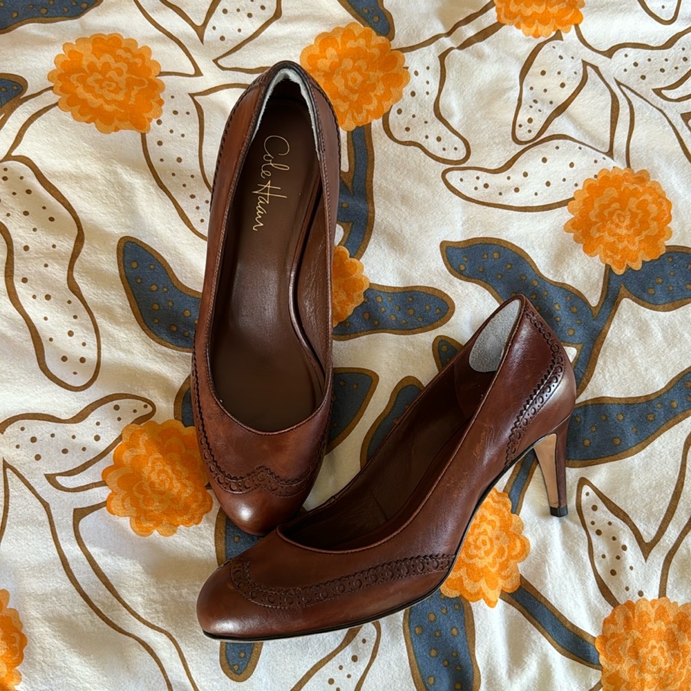 Cole Haan Oxford style pump